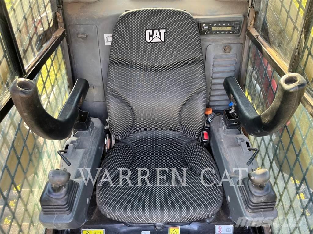CAT 279D3 C3H3 궤도식 로우더