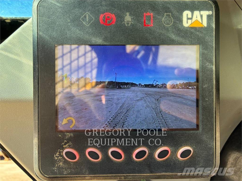 CAT 289D3 궤도식 로우더