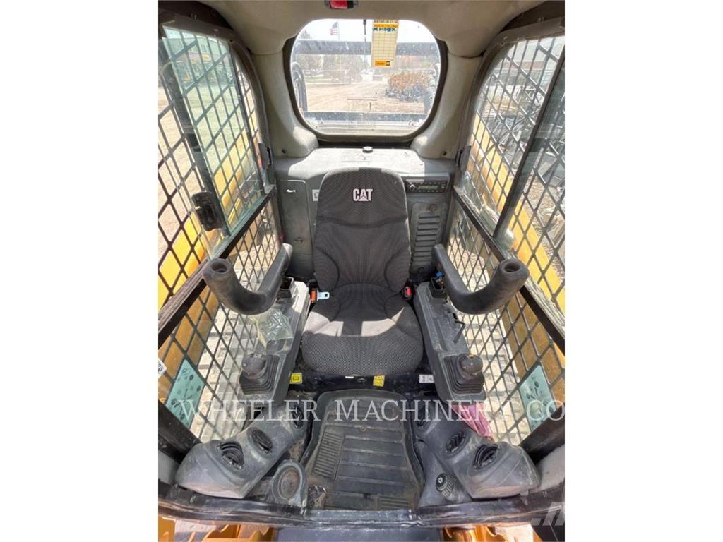 CAT 289D3 C3H2 궤도식 로우더