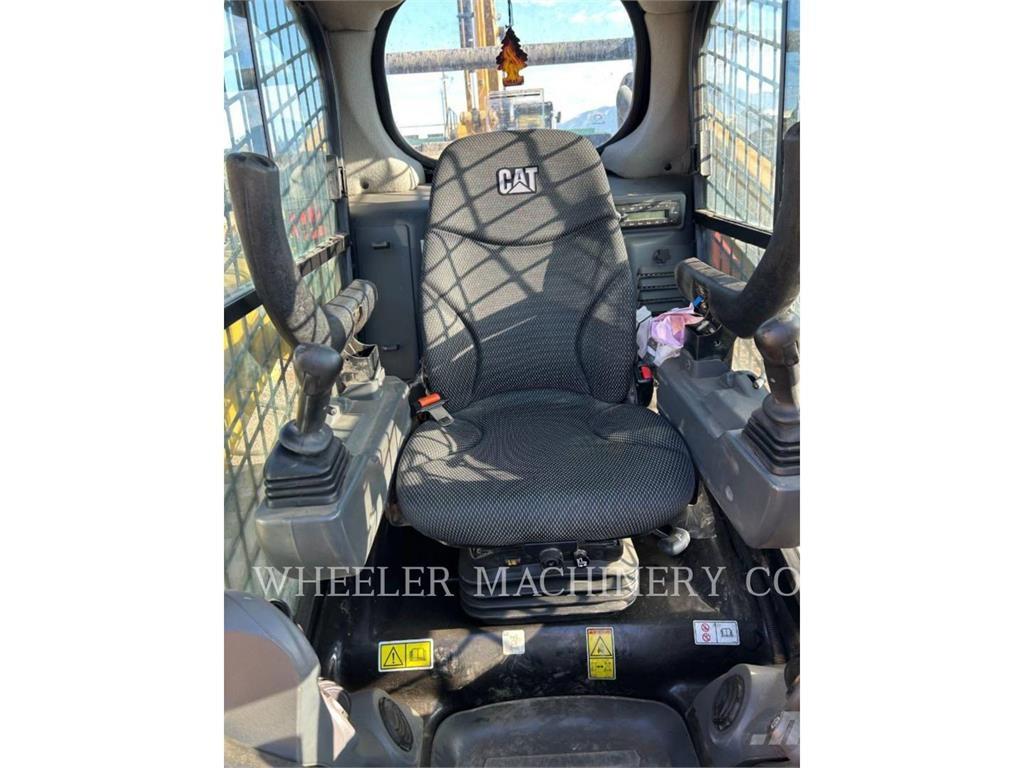 CAT 289D3 C3HF 궤도식 로우더