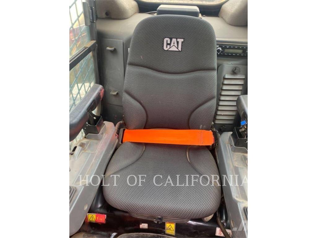 CAT 299 HF  스키드로더