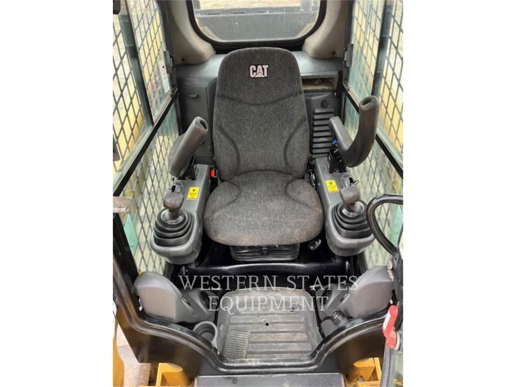CAT 299D2  스키드로더