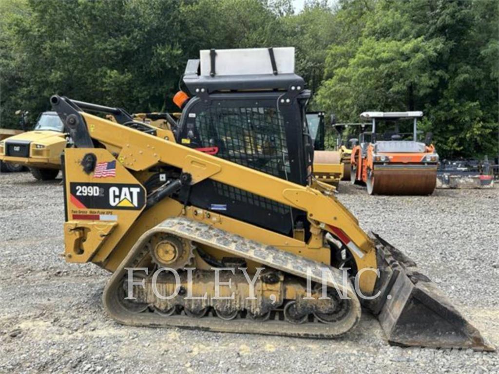 CAT 299D2 궤도식 로우더