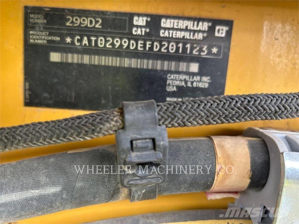 CAT 299D2 C3HF 궤도식 로우더