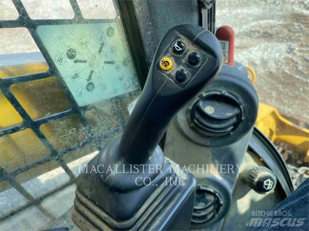 CAT 299D3 궤도식 로우더