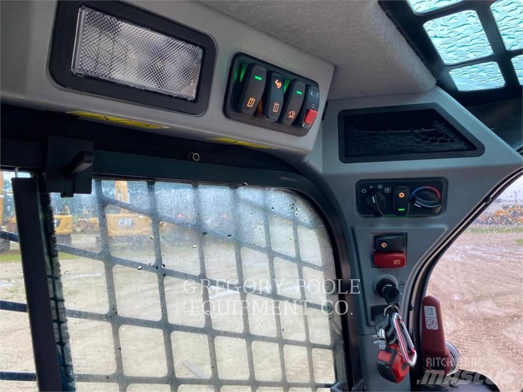 CAT 299D3 궤도식 로우더