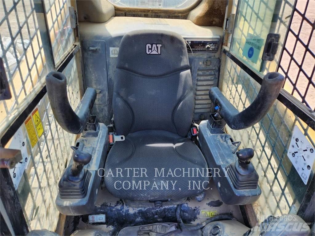 CAT 299D3  스키드로더