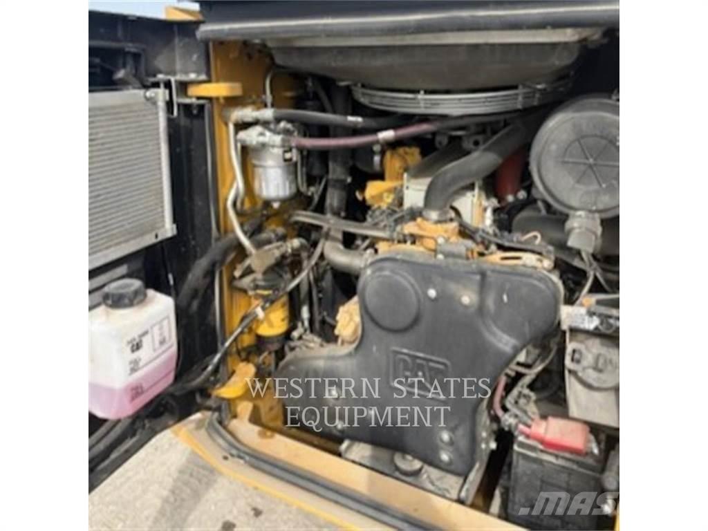 CAT 299D3  스키드로더