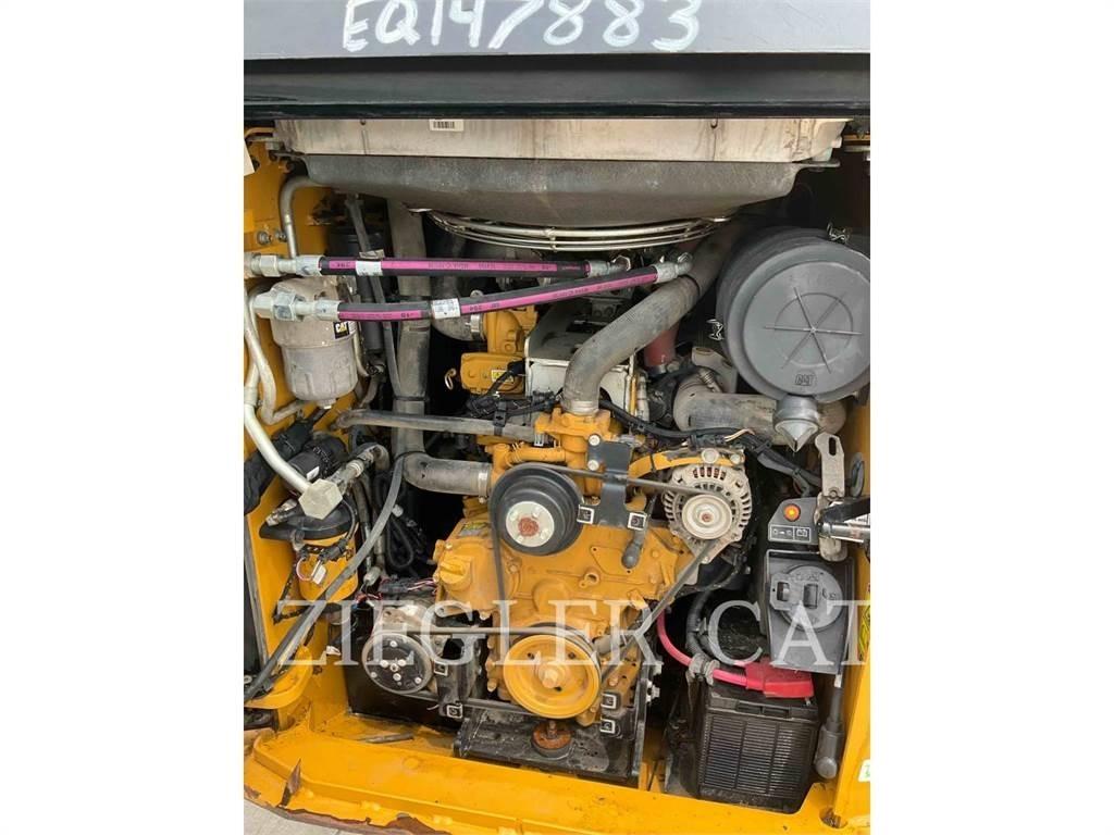 CAT 299D3 궤도식 로우더