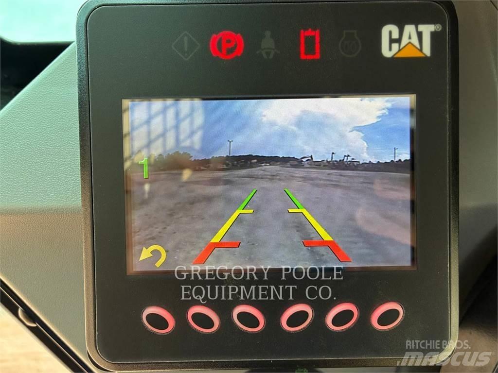 CAT 299D3 궤도식 로우더