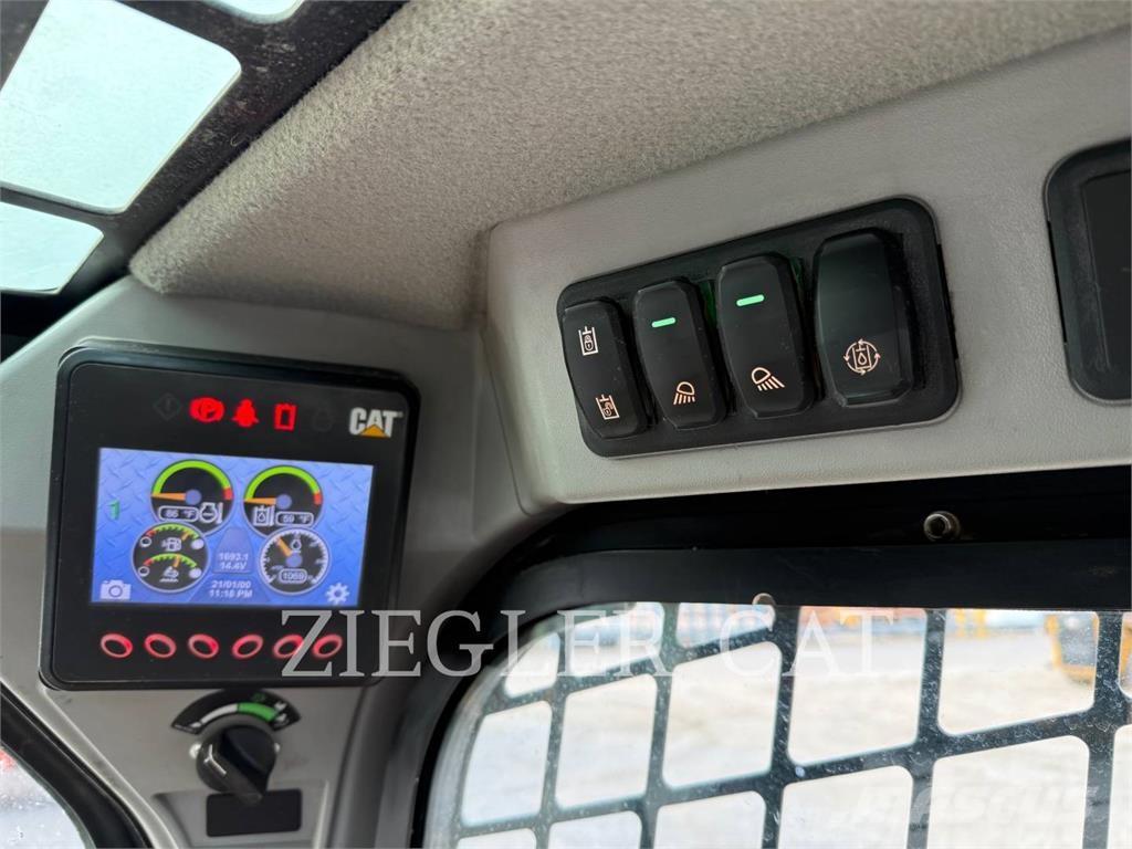 CAT 299D3 궤도식 로우더