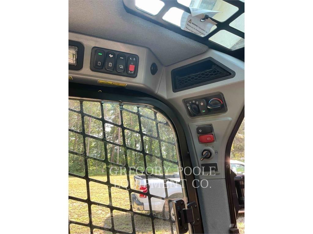 CAT 299D3 궤도식 로우더