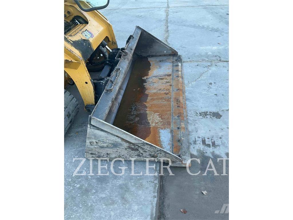 CAT 299D3 궤도식 로우더