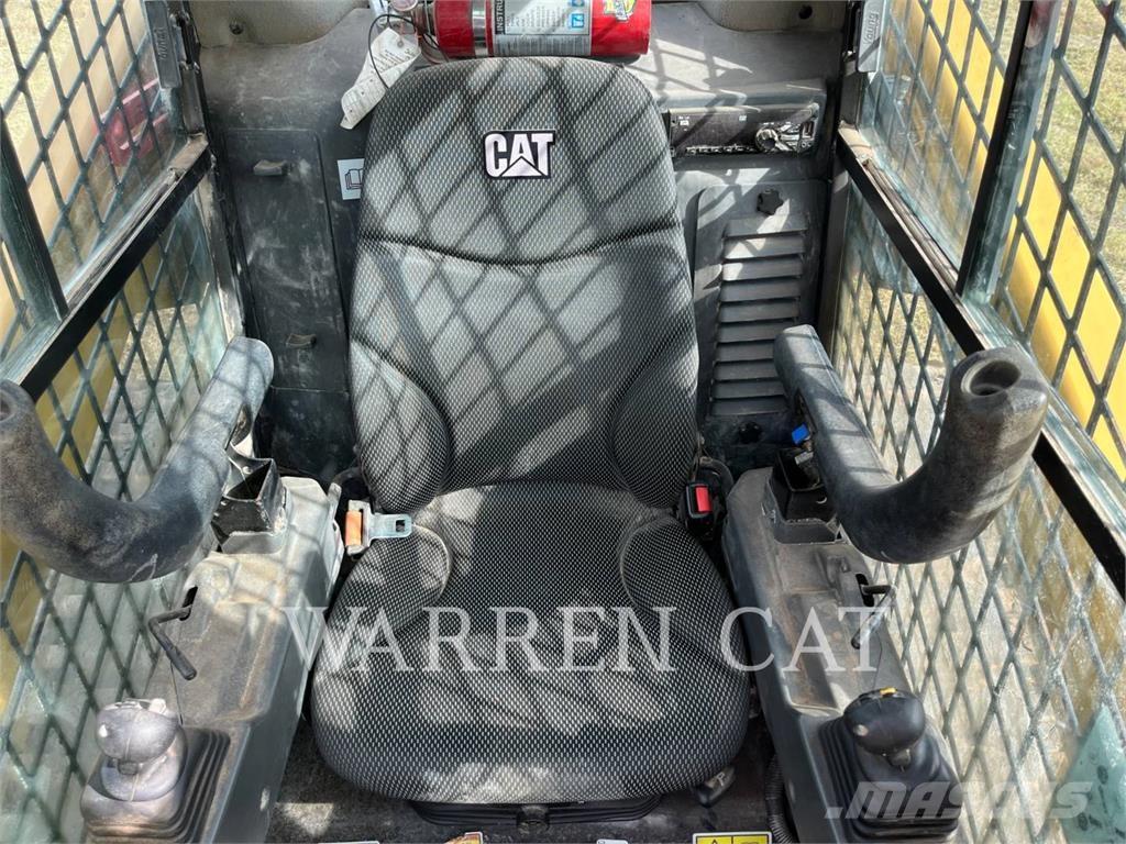 CAT 299D3 C3H2 궤도식 로우더