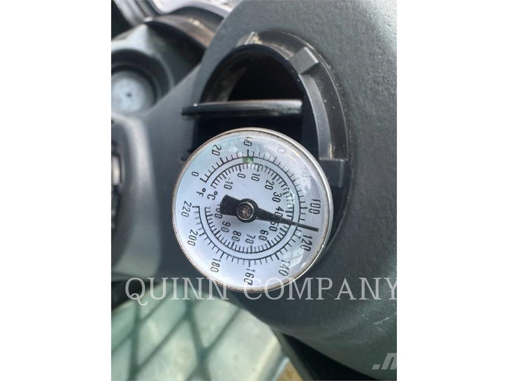 CAT 299D3 XE  스키드로더