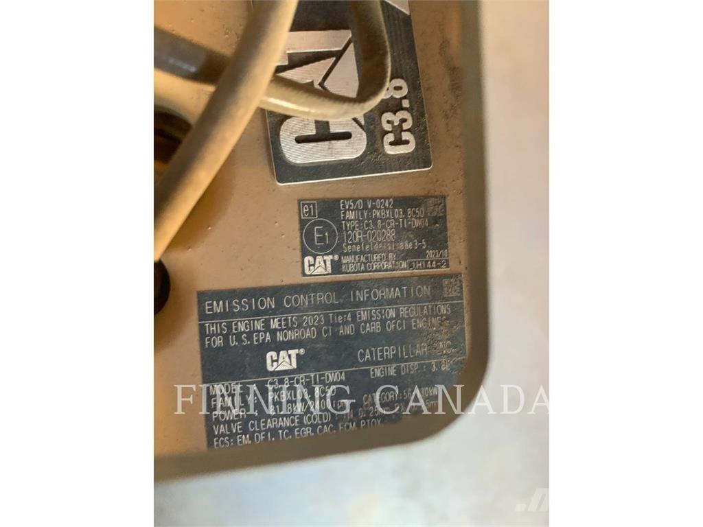 CAT 299D3 XE 궤도식 로우더