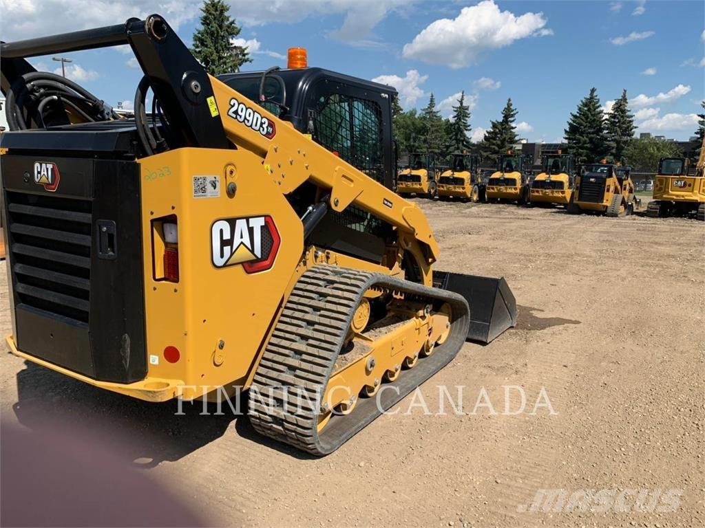 CAT 299D3 XE 궤도식 로우더