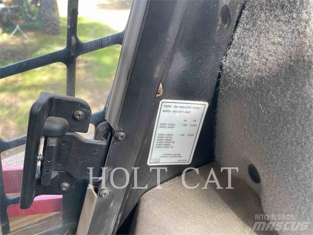 CAT 299D3XE 궤도식 로우더