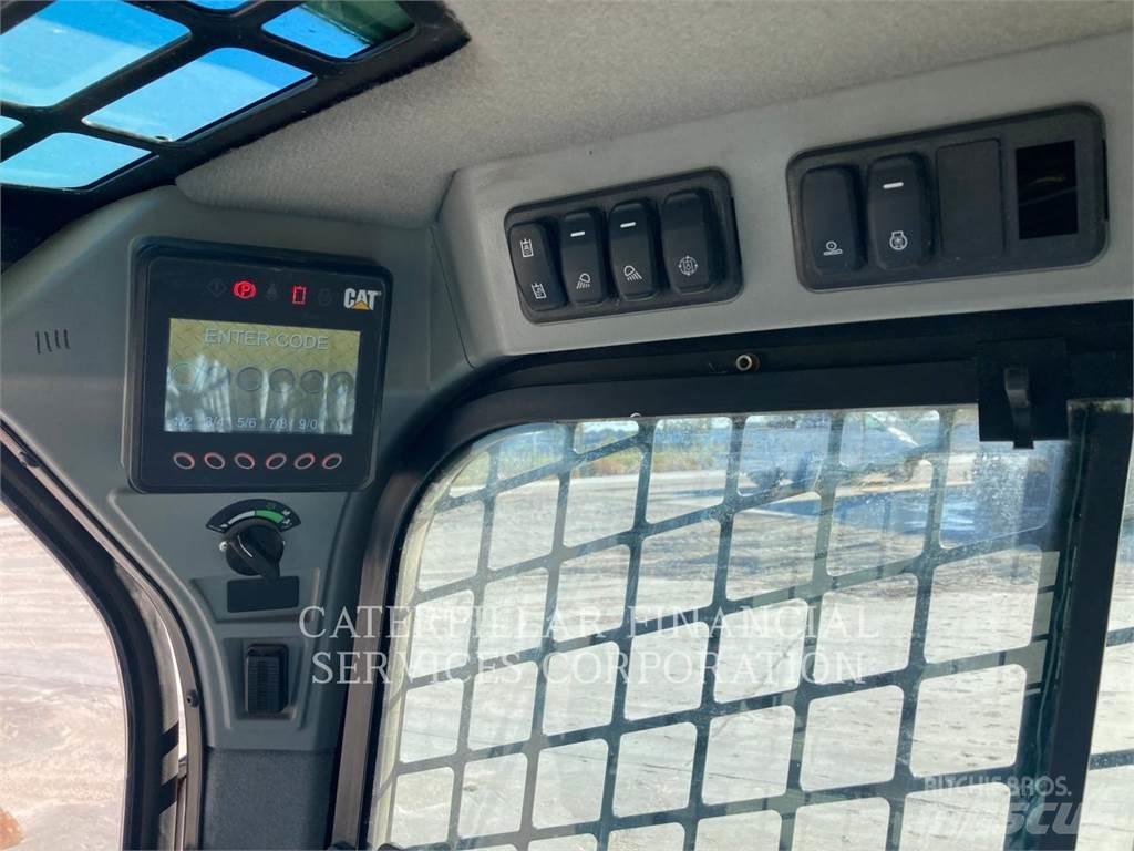 CAT 299D3XE 궤도식 로우더