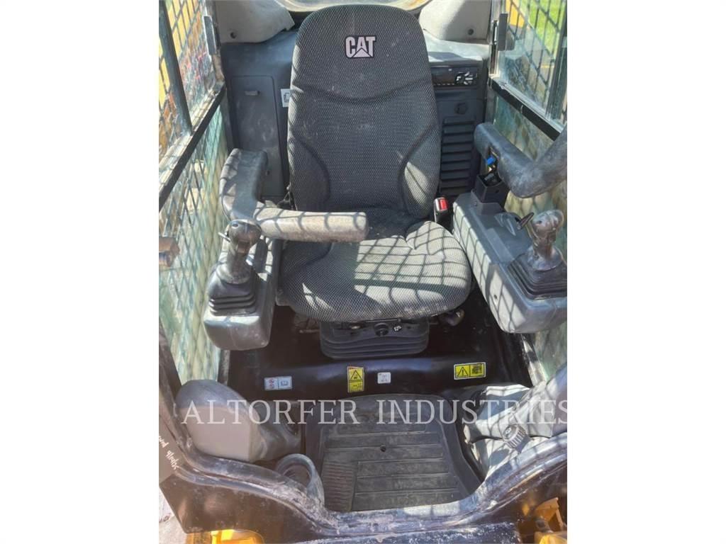 CAT 299D3XE 궤도식 로우더