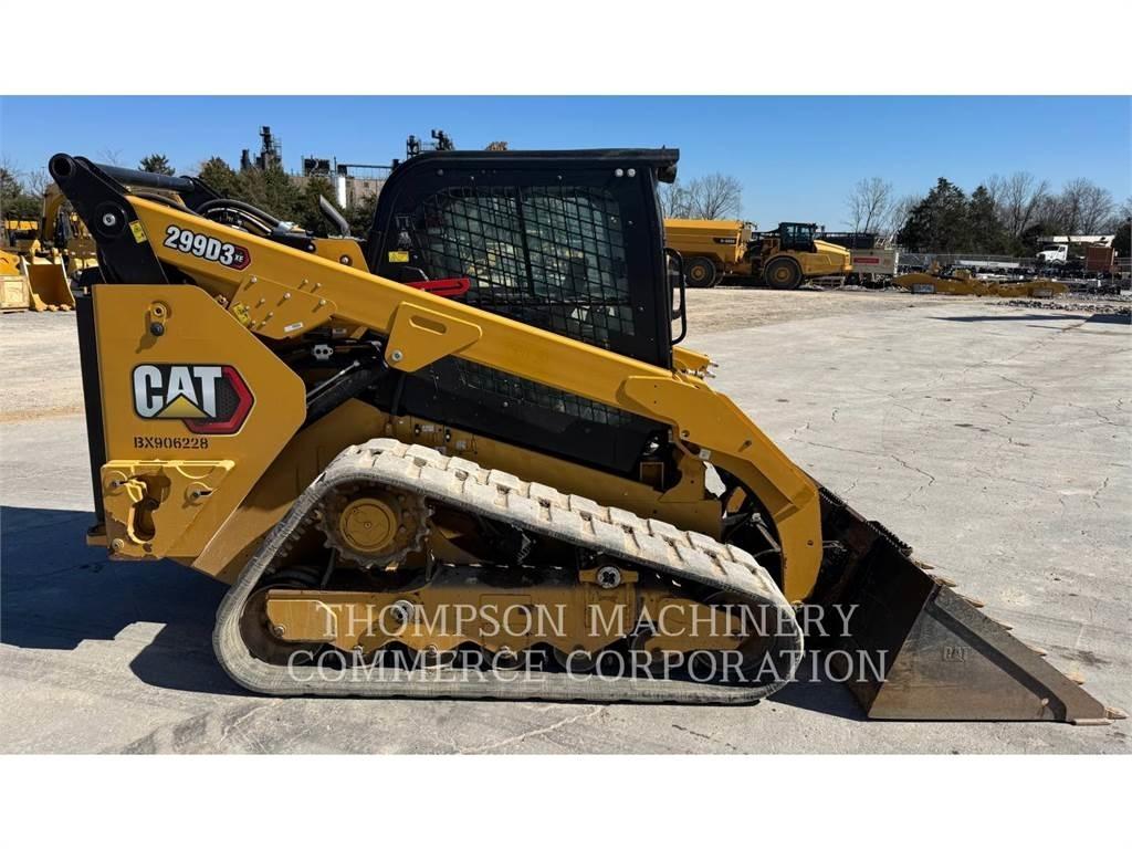 CAT 299D3XE 궤도식 로우더