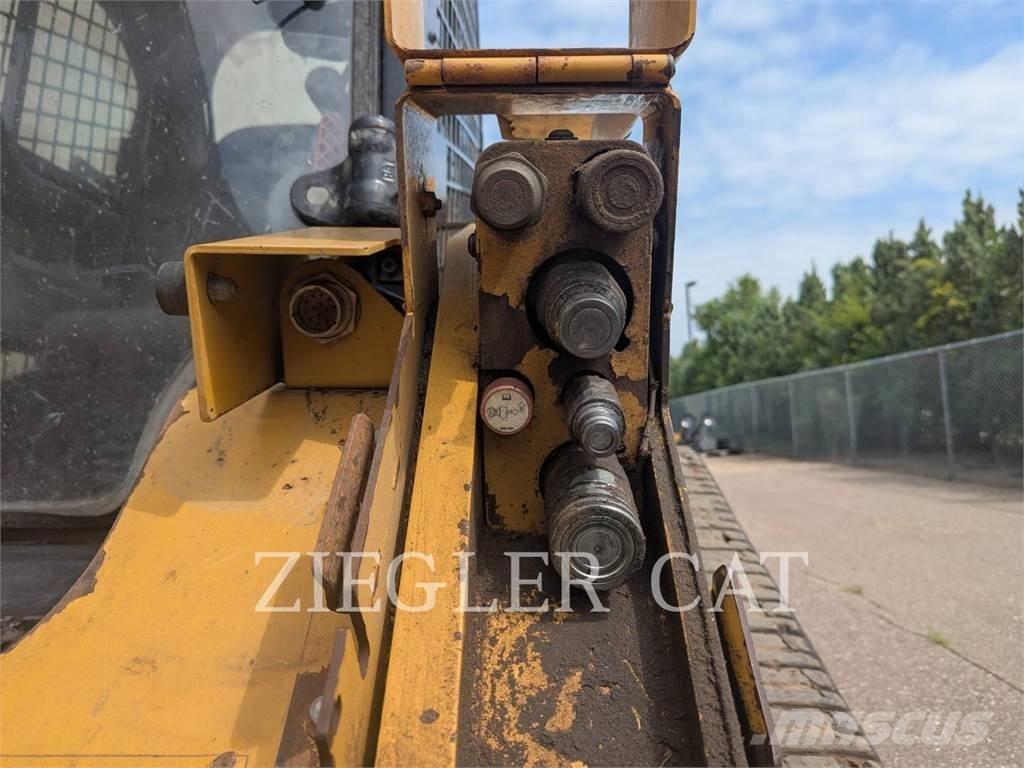 CAT 299D3XE 궤도식 로우더