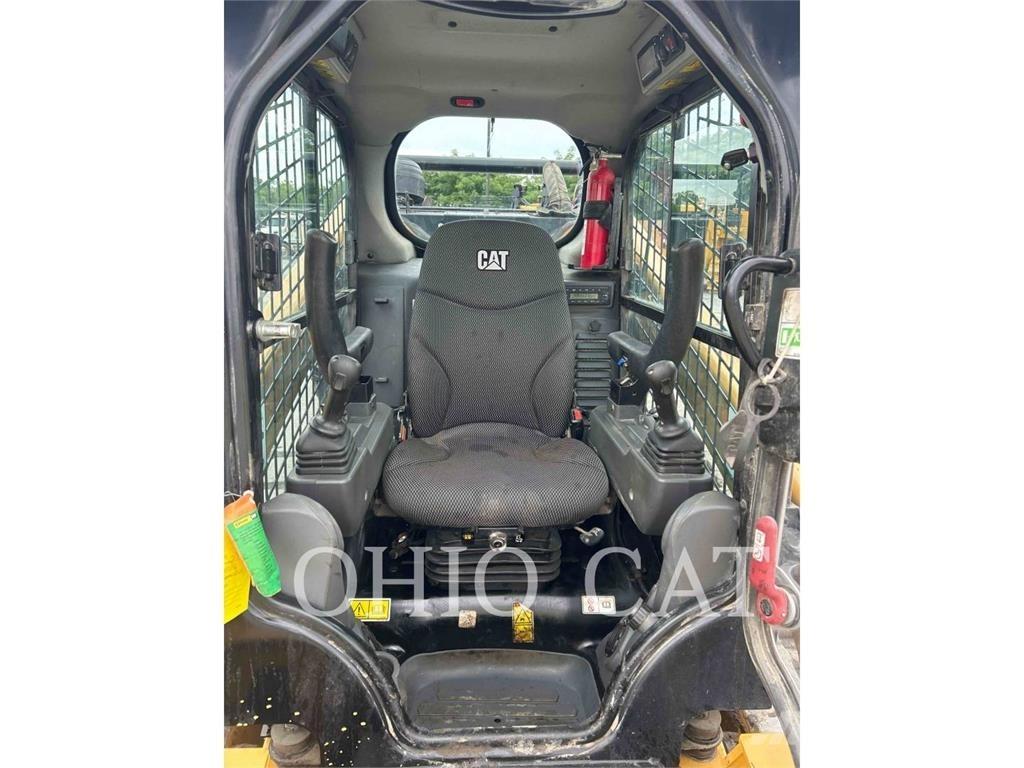 CAT 299D3XE  스키드로더
