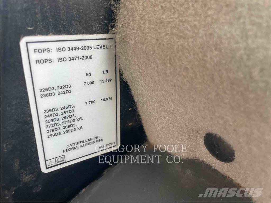 CAT 299D3XE 궤도식 로우더