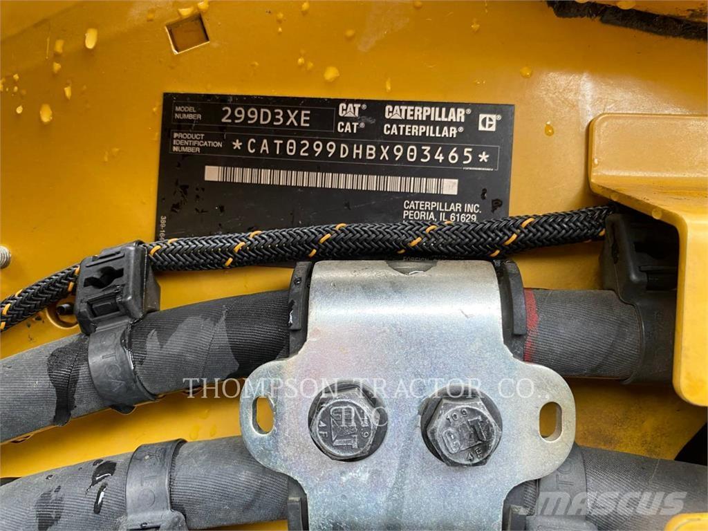 CAT 299D3XE 궤도식 로우더