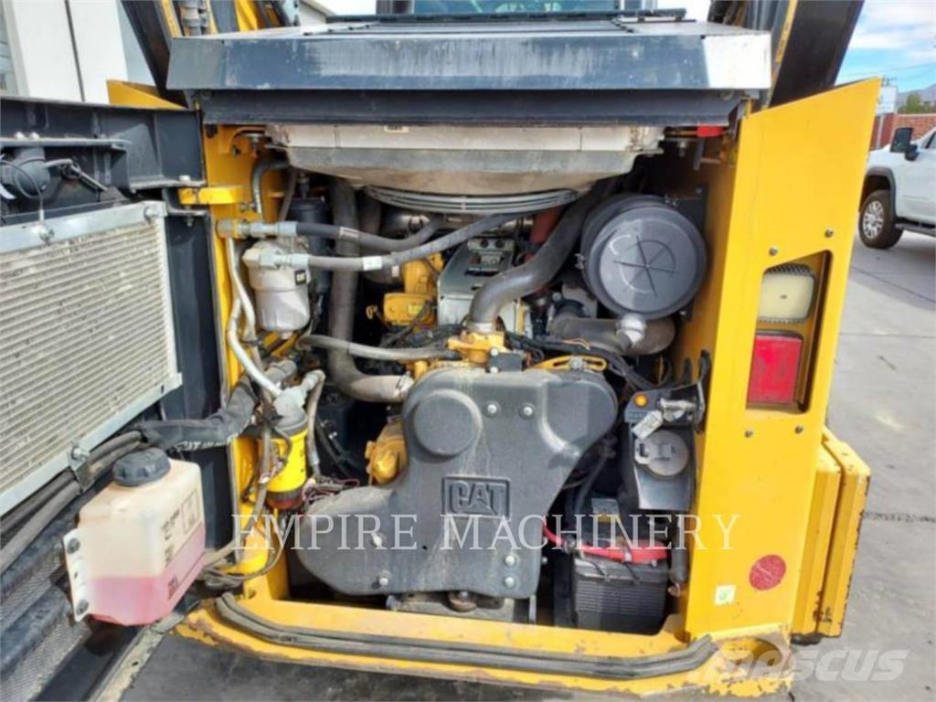 CAT 299D3XPSCA  스키드로더