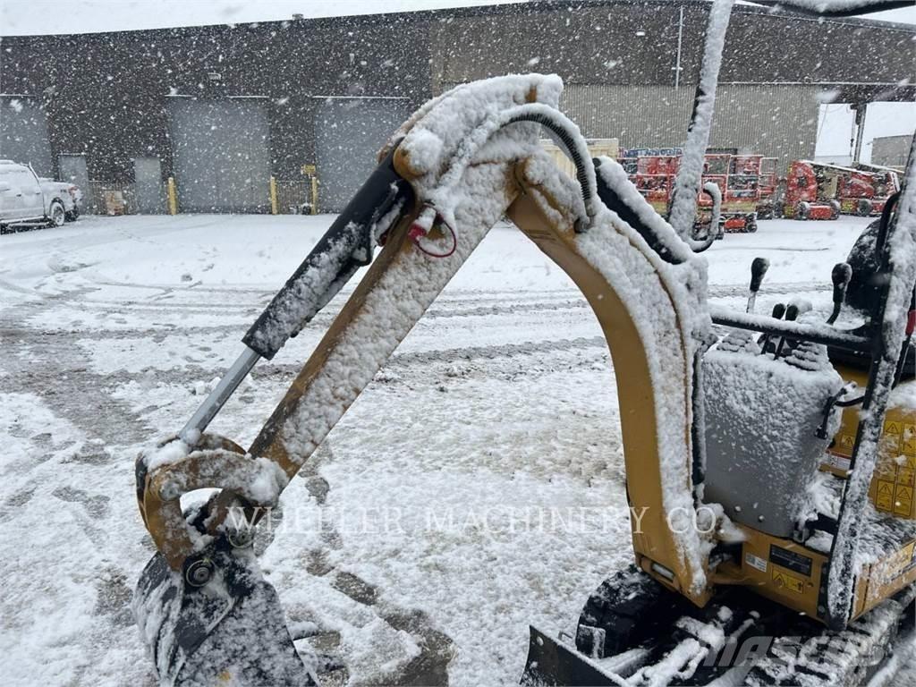 CAT 300.9D 대형 굴삭기 29톤 이상