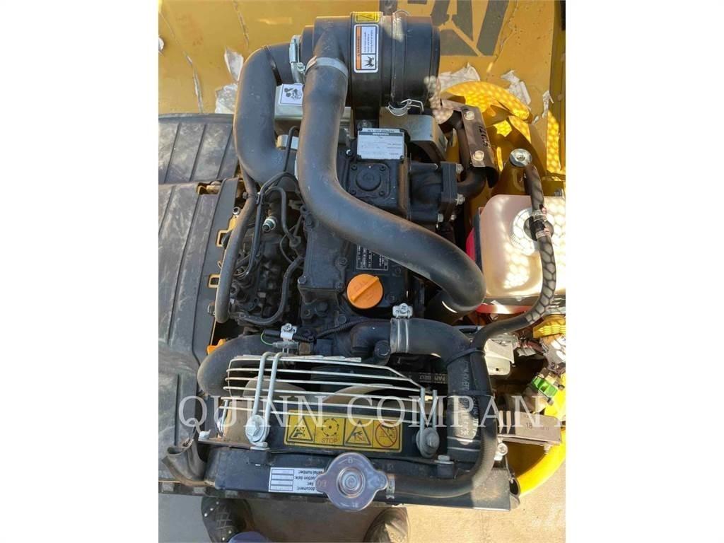 CAT 300.9D 대형 굴삭기 29톤 이상