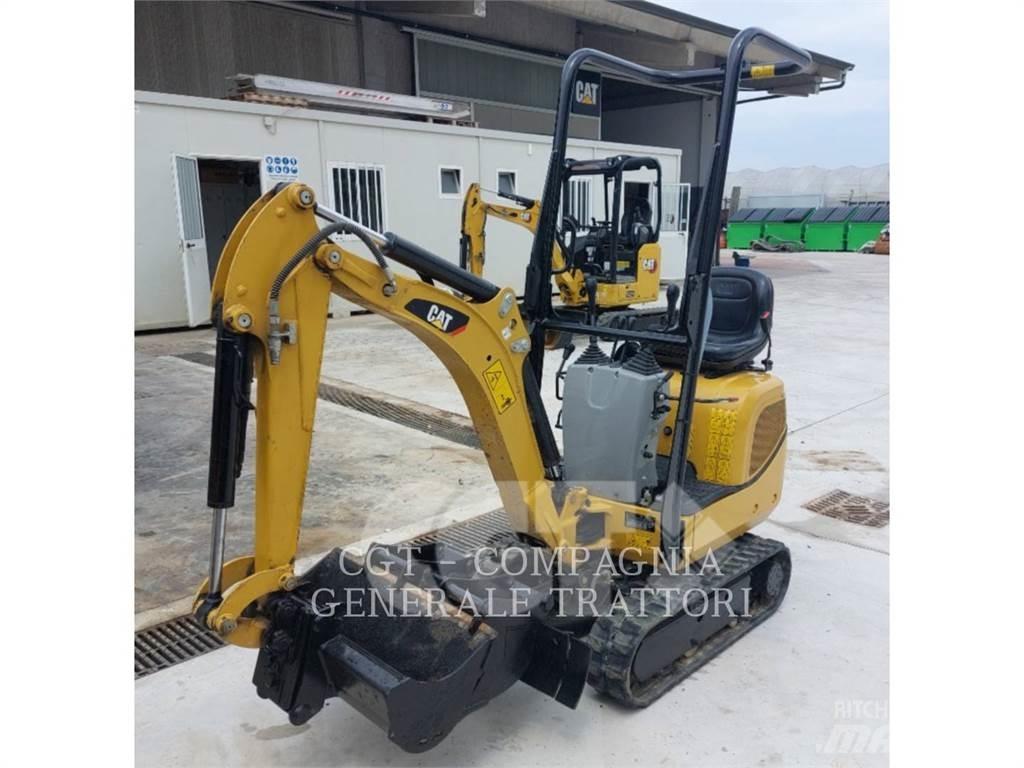 CAT 300.9D 대형 굴삭기 29톤 이상