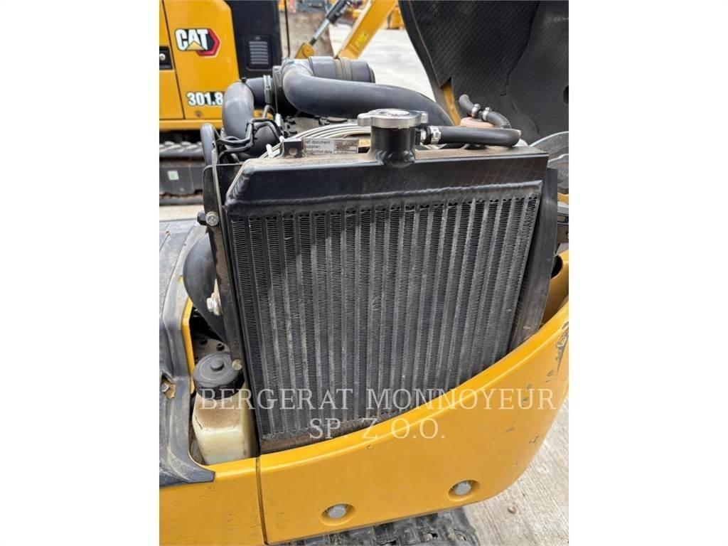CAT 300.9D 대형 굴삭기 29톤 이상