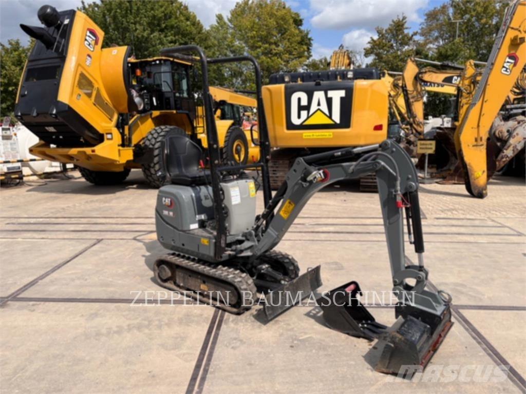 CAT 300.9D 대형 굴삭기 29톤 이상