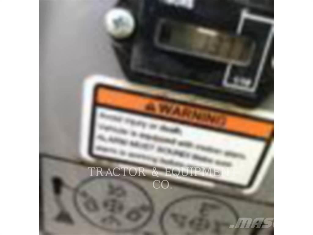 CAT 300.9D 대형 굴삭기 29톤 이상