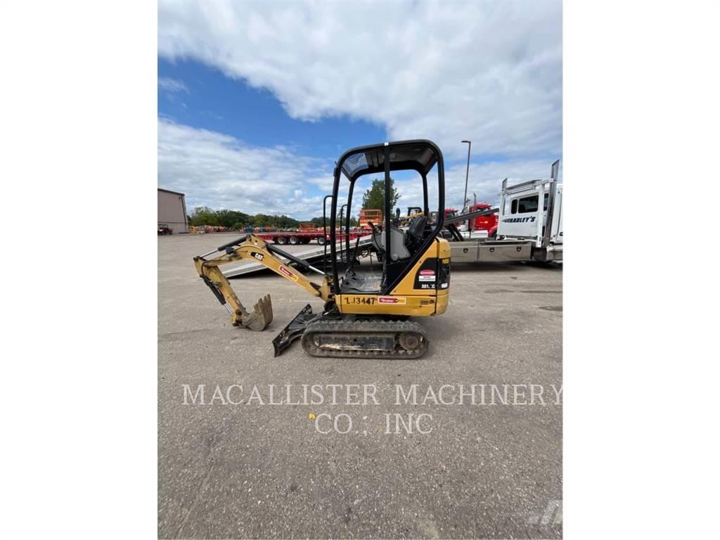 CAT 301.4C 대형 굴삭기 29톤 이상