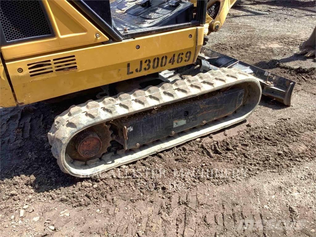 CAT 301.4C 대형 굴삭기 29톤 이상