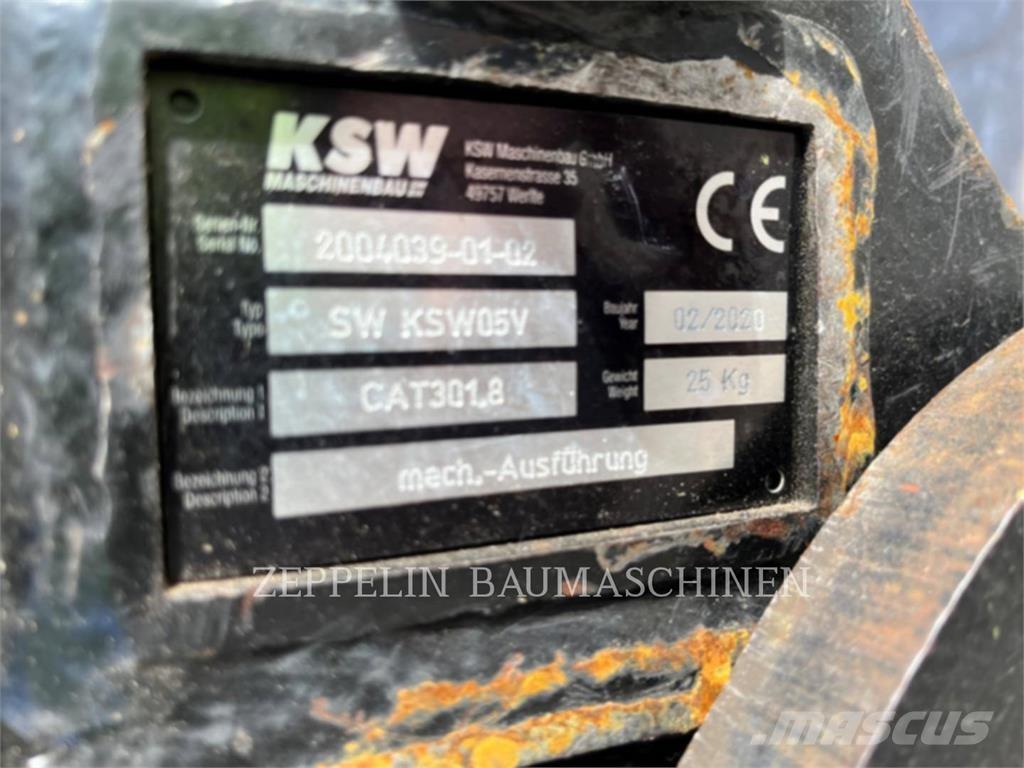 CAT 301.6-05A 대형 굴삭기 29톤 이상