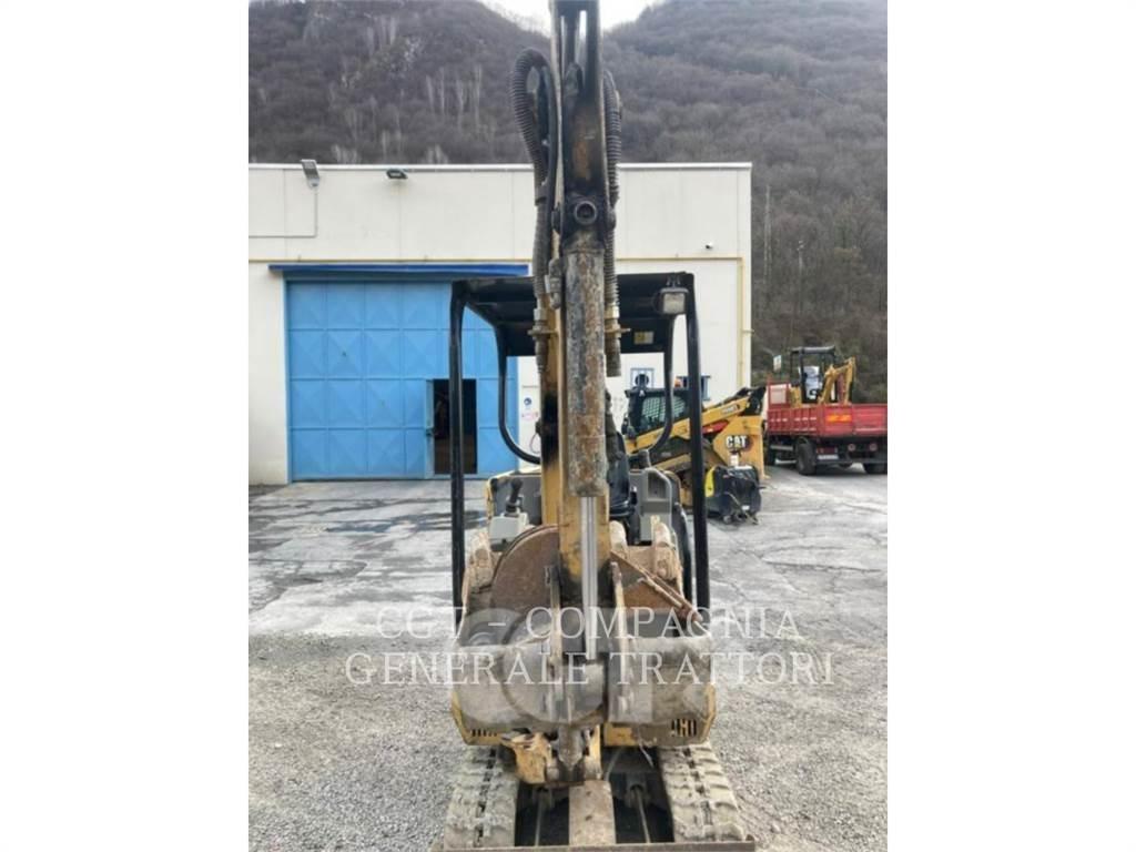 CAT 301.6C 대형 굴삭기 29톤 이상