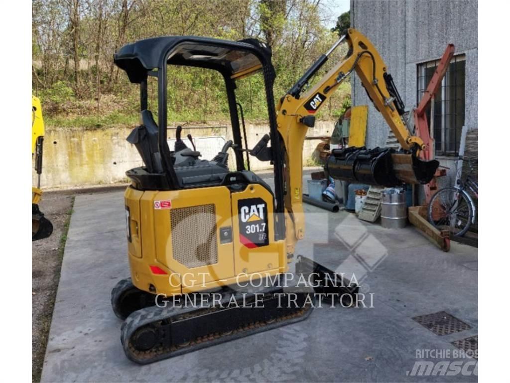 CAT 301.7 대형 굴삭기 29톤 이상