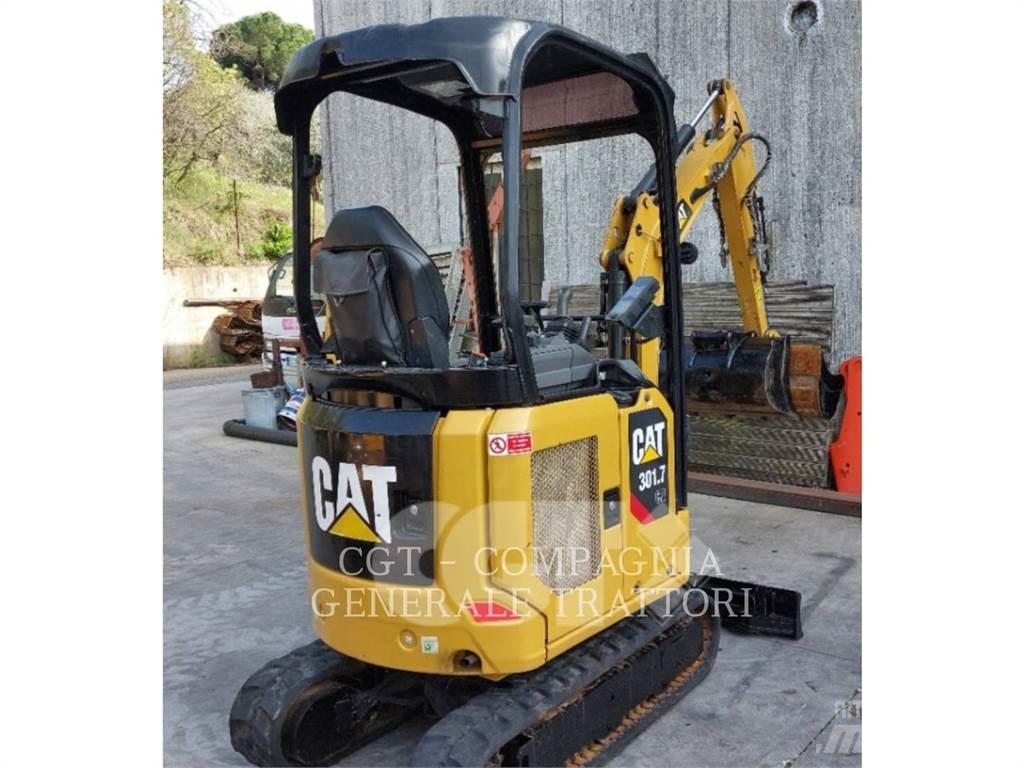 CAT 301.7 대형 굴삭기 29톤 이상