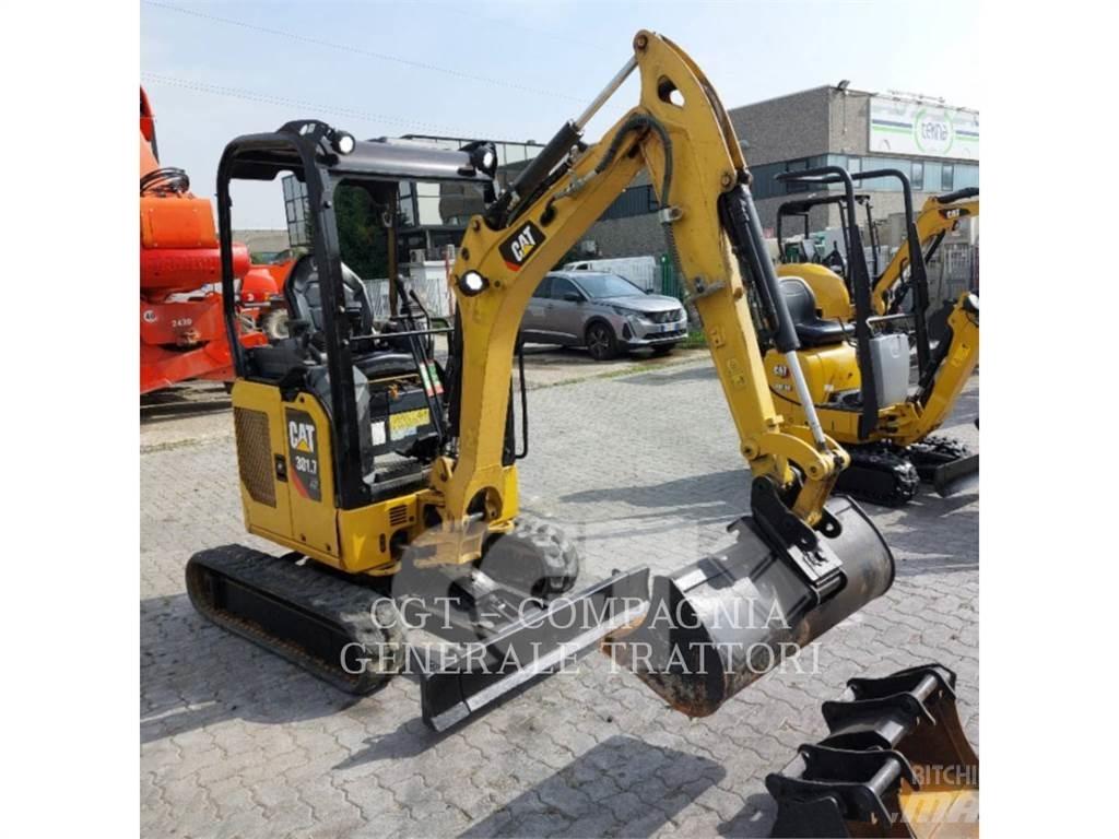 CAT 301.7 대형 굴삭기 29톤 이상
