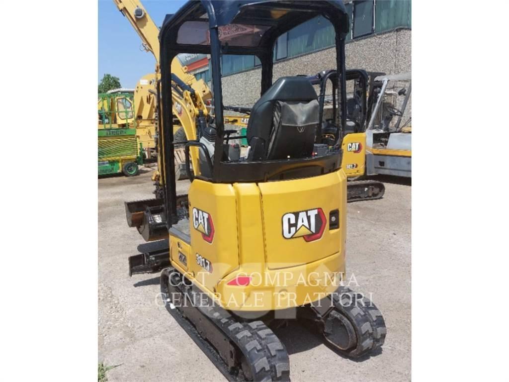CAT 301.7 대형 굴삭기 29톤 이상