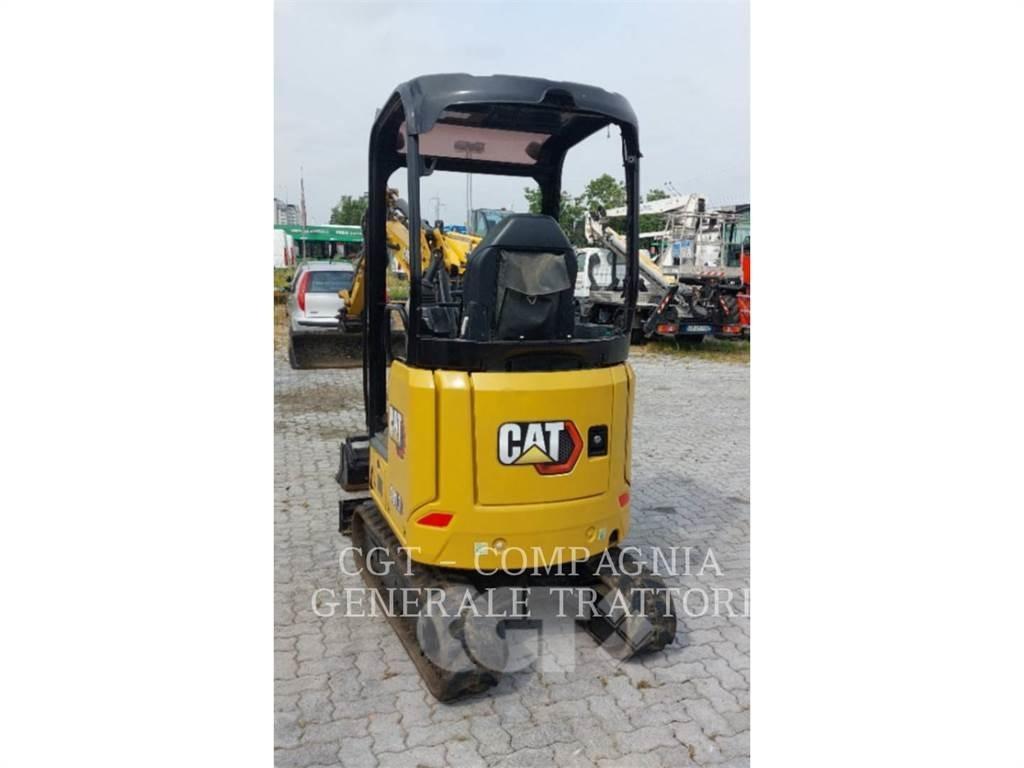 CAT 301.7 대형 굴삭기 29톤 이상