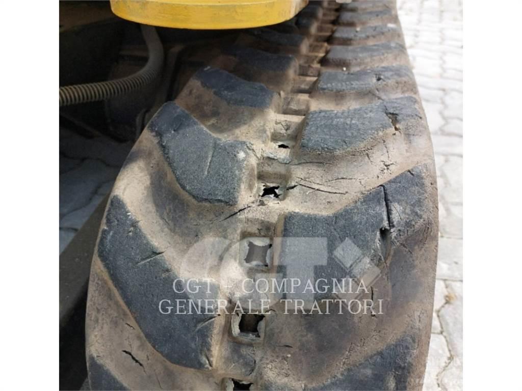 CAT 301.7 대형 굴삭기 29톤 이상