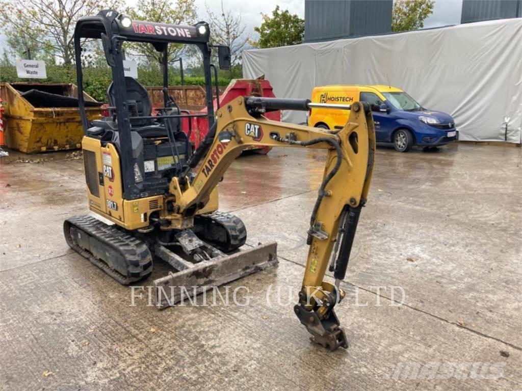 CAT 301.7 대형 굴삭기 29톤 이상