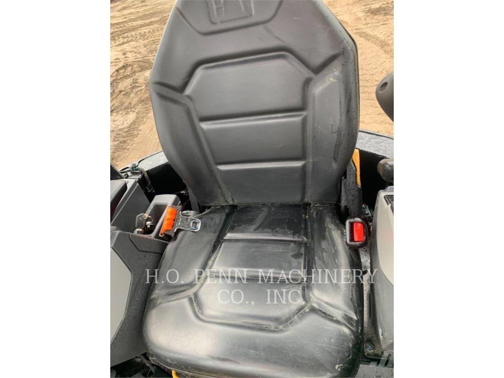 CAT 301.7-05CR 대형 굴삭기 29톤 이상