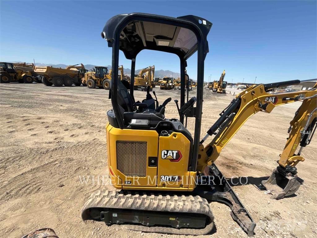 CAT 301.7 C1 대형 굴삭기 29톤 이상