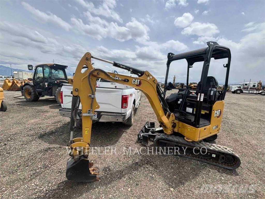 CAT 301.7 C1 대형 굴삭기 29톤 이상